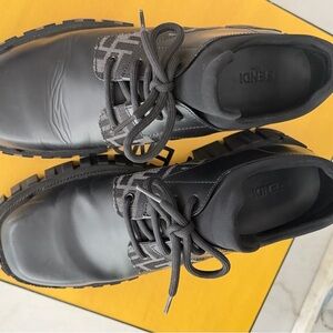 Fendi Black Leather Lace-Up Derbys with Logo Trim